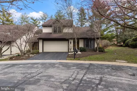 Exterior - 405 Millhouse Pond Pond, Chesterbrook, PA 19087 photo 2 of 6