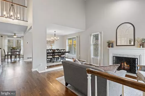 Entry Way - 405 Millhouse Pond Pond, Chesterbrook, PA 19087 photo 5 of 11