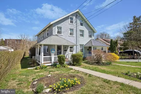 103 W Circular Ave, Paoli, PA 19301