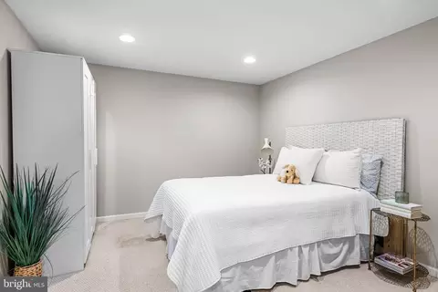 Bedroom - 15 Patriot Cir, Devon, PA 19333 photo 7 of 7