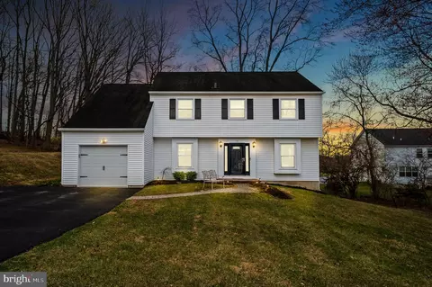 54 Sheffield Ln, West Chester, PA 19380