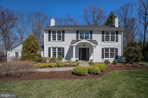 375 Colket Ln, Wayne, PA 19087