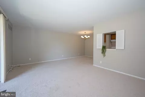 Living - 271 Drummers Ln #271, Wayne, PA 19087 photo 1 of 5