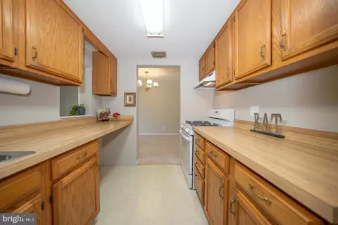 Kitchen - 271 Drummers Ln #271, Wayne, PA 19087 photo 1 of 3