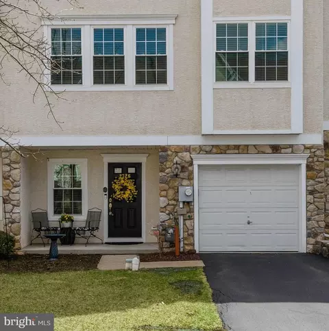 2726 Fynamore Ln #213W, Downingtown, PA 19335