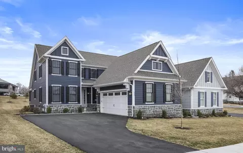 302 Merion Ct, Kennett Square, PA 19348