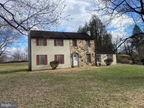 814 Kimberly Ln, West Chester, PA 19382