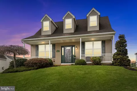237 Beaumont Dr, Oxford, PA 19363