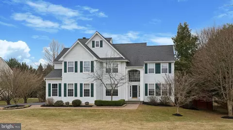 38 Angelica Dr, Avondale, PA 19311