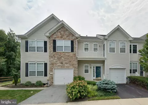 129 Stirrup Cir, West Chester, PA 19382