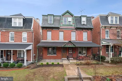 226 2nd Ave, Phoenixville, PA 19460