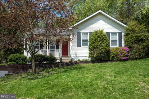 1200 Price Ln, Downingtown, PA 19335
