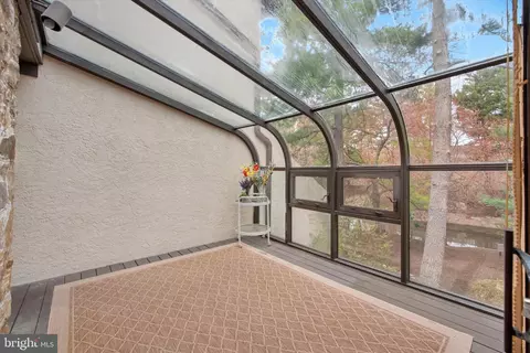 220 Springhouse Pond Pond, Chesterbrook, PA 19087 photo 17