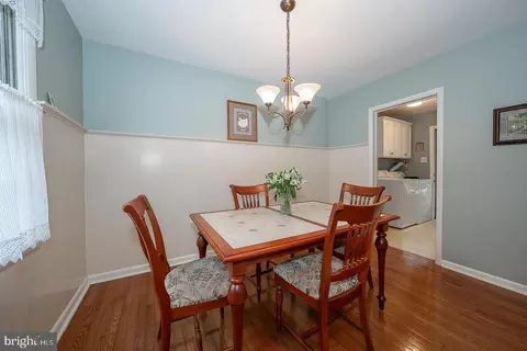 Dining - 430 Upper Gulph Rd, Strafford, PA 19087 photo 1 of 2