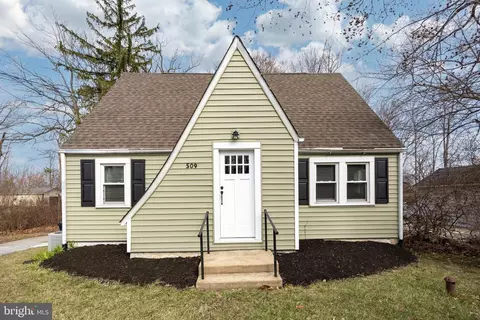 509 W Uwchlan Ave, Downingtown, PA 19335