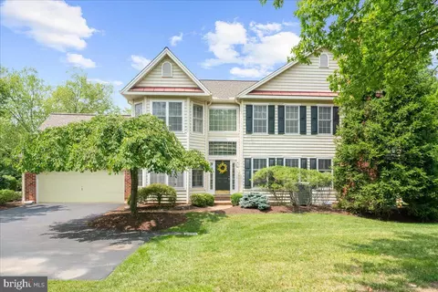 68 Wincrest Dr, Phoenixville, PA 19460
