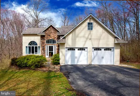 146 Coopers Hawk Ln, Landenberg, PA 19350