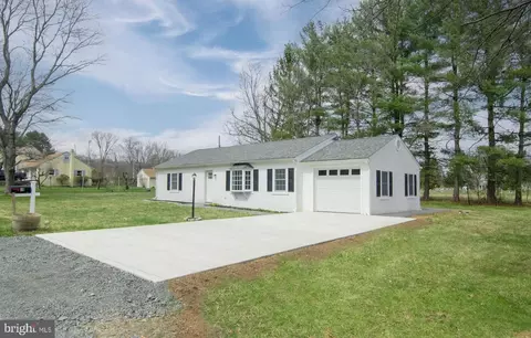 19 Mcconnell Dr, Glenmoore, PA 19343