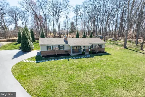 2190 Strasburg Rd, Coatesville, PA 19320