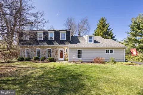 180 Beacon Dr E, Phoenixville, PA 19460