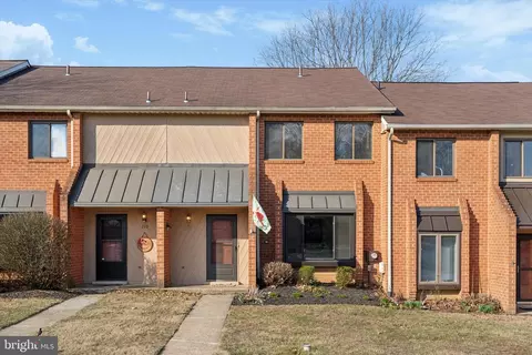 208 Towyn Ct, Exton, PA 19341