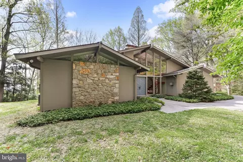 327 Old Kings Hwy, Downingtown, PA 19335