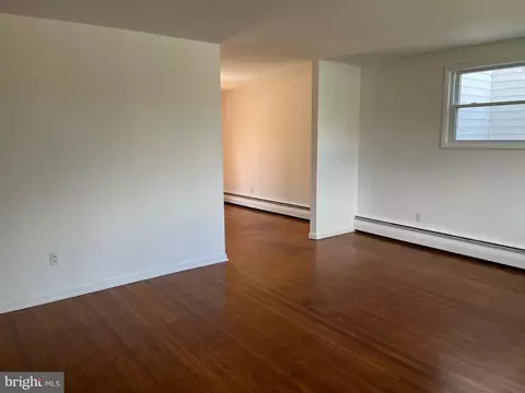 Living - 117 Spring Rd, Malvern, PA 19355 photo 1 of 3