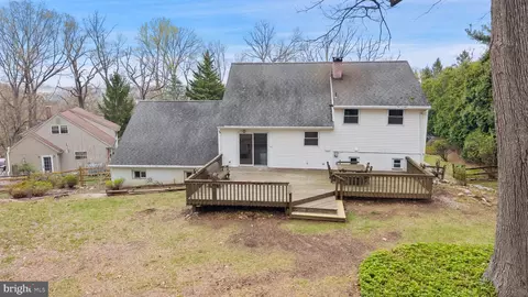 Exterior - 117 Spring Rd, Malvern, PA 19355 photo 3 of 7