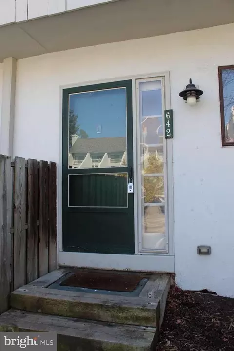 642 Summit House #642, West Chester, PA 19382