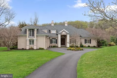 3 Zachary Dr, West Chester, PA 19382