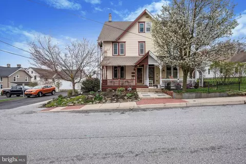17 Powelton Ave, Malvern, PA 19355
