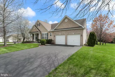 301 Whitestone Rd, Avondale, PA 19311