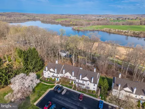 1802 Harbour Ridge Ln, Downingtown, PA 19335