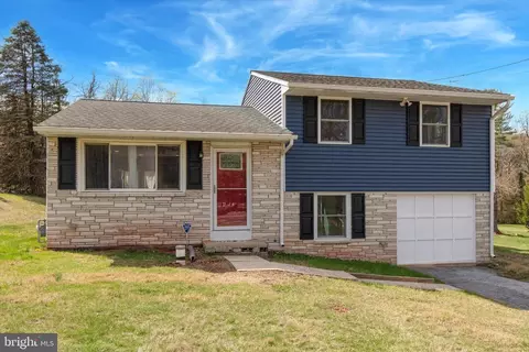 1329 S Hanover St, Pottstown, PA 19465