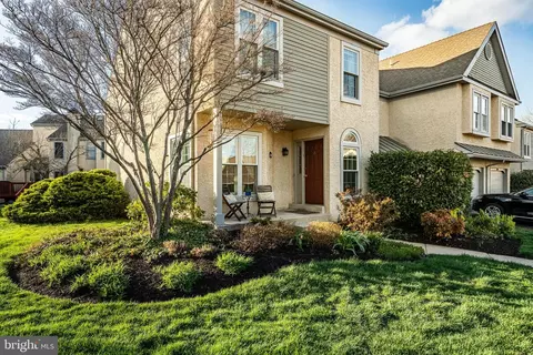 2100 Eton Ct #2100, West Chester, PA 19382