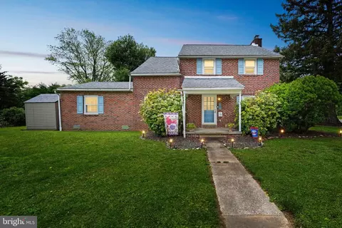 100 S 5 Points Rd, West Chester, PA 19382