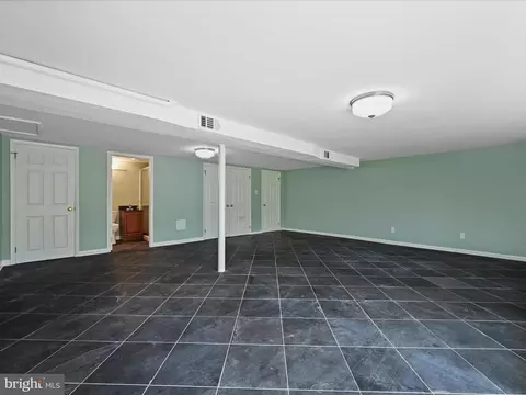 694 Trowill Ln, Wayne, PA 19087 photo 38