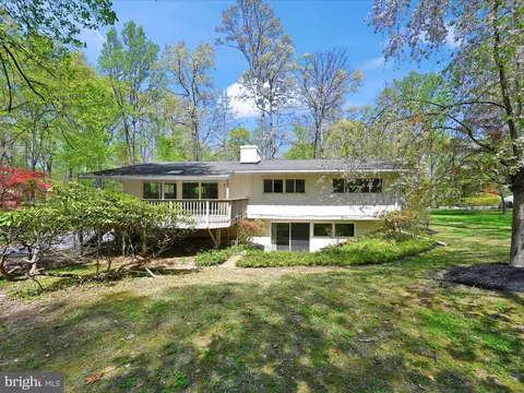 694 Trowill Ln, Wayne, PA 19087 photo 5