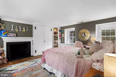 Bedroom - 897 Richards Rd, Wayne, PA 19087 photo 4 of 7