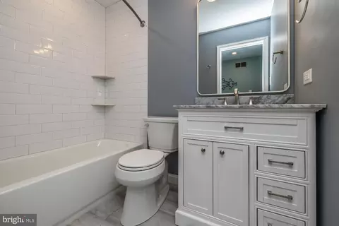 Bath - 374 Devon Dr, Exton, PA 19341 photo 4 of 4