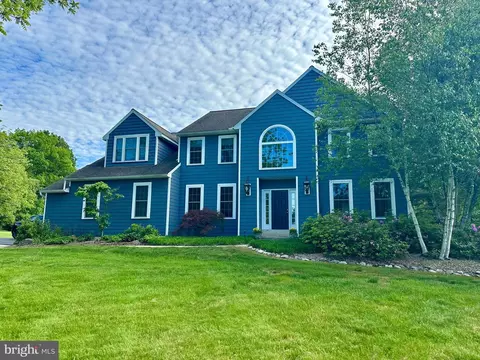 210 Heritage Ct, Downingtown, PA 19335