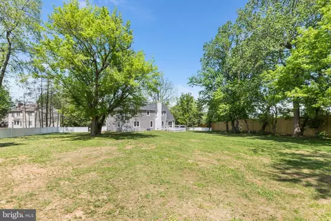 849 Glenn Cir, Wayne, PA 19087 photo 15