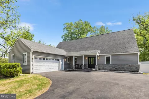 849 Glenn Cir, Wayne, PA 19087 photo 13