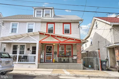 6 Morgan St, Phoenixville, PA 19460