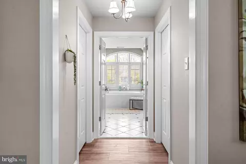 Entry Way - 321 Exeter Rd, Devon, PA 19333 photo 10 of 13