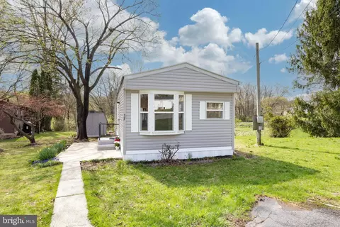 37 Terrace Dr, Spring City, PA 19475