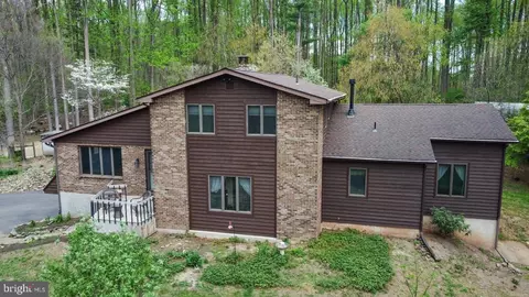 3702 Coventryville Rd, Pottstown, PA 19465