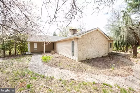 312 Larchwood Rd, West Chester, PA 19382