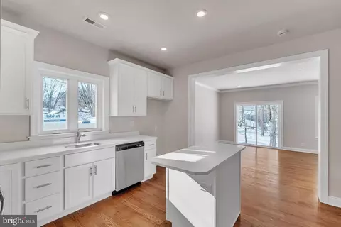 956 Mount Pleasant Ave, Wayne, PA 19087 photo 4