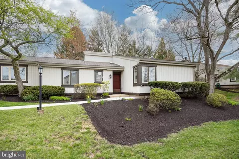 326 Devon Way #326, West Chester, PA 19380